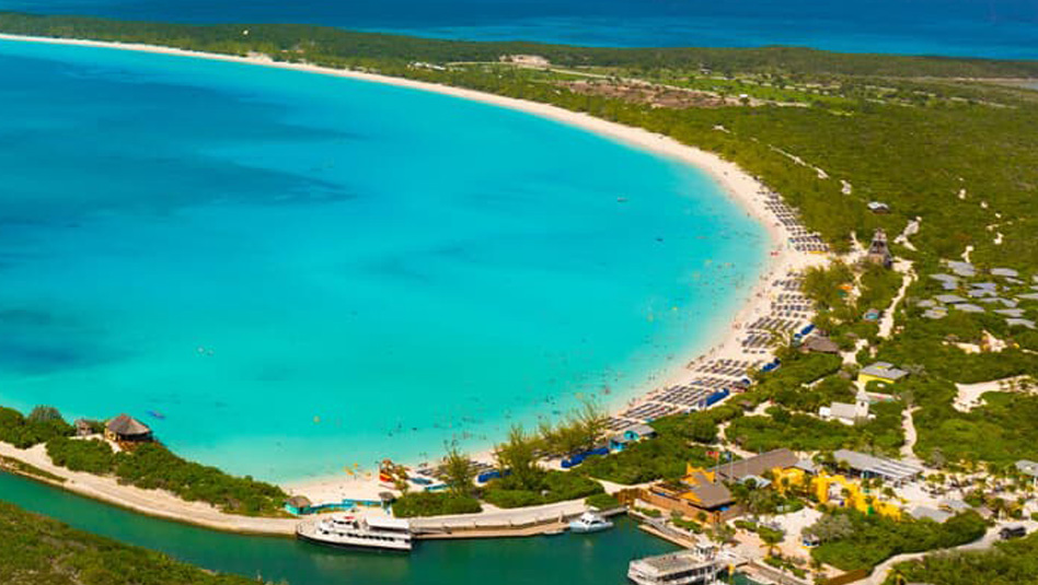 Half Moon Cay: האי הפרטי של תאגיד קריניבל בבהאמה. צילום קרניבל 