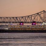 גבר בן 73 נעדר לאחר שנפל מספינת שייט במהלך הפלגה לאוקלנד