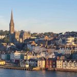 בנמל קורק, אירלנד מסיימים את עונת ההפלגות בסיפוק וגאווה