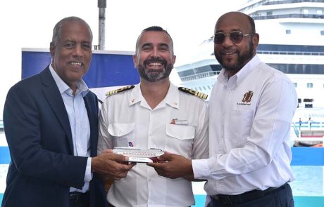 Carnival Sunrise חוזרת לג’מייקה: ביקור ראשון מאז הוריקן מליסה