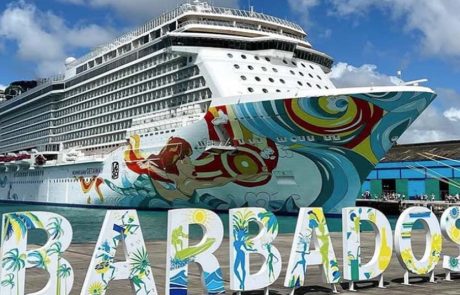 Norwegian Cruise Line: קריביים באור חדש וקסום