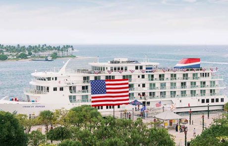 אמריקן קרוז ליין השיקה את American Pioneer בקי ווסט