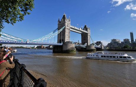 שייט ‘מצודת לונדון’: ספינת התיירים החשמלית הראשונה בבריטניה