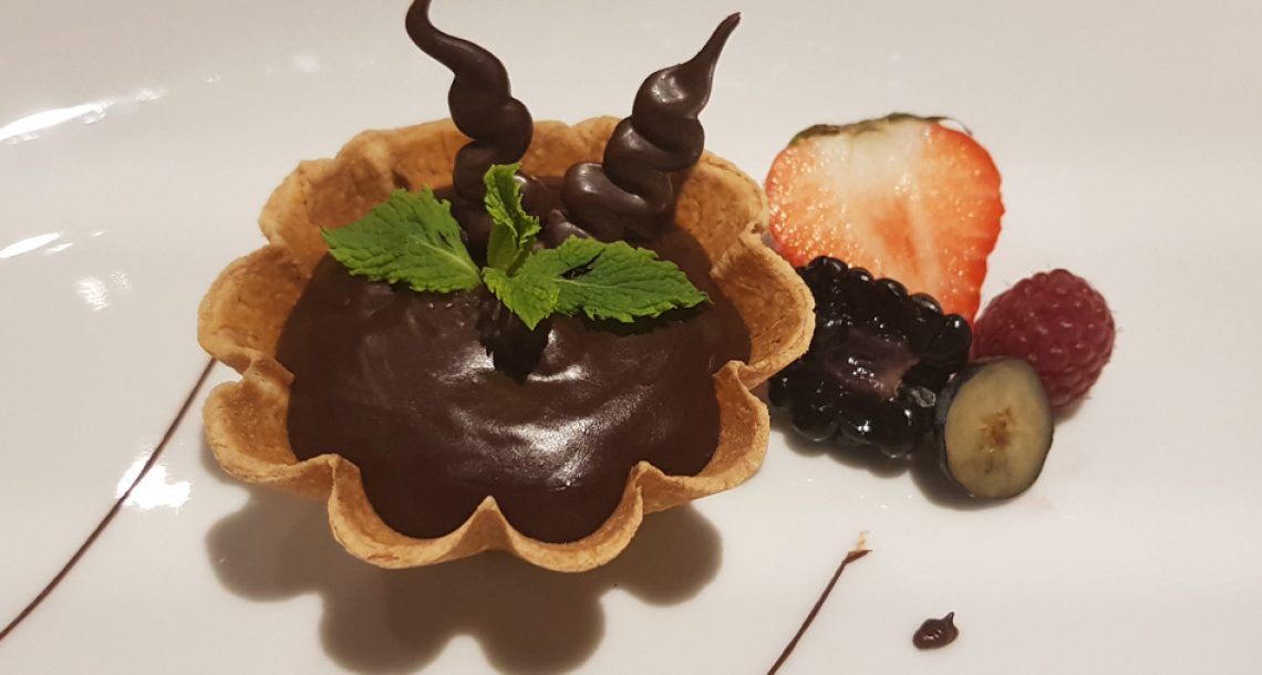 חדש ב- Azamara ולפני ההפלגה: הזמנה מוקדמת לארוחות ולספא