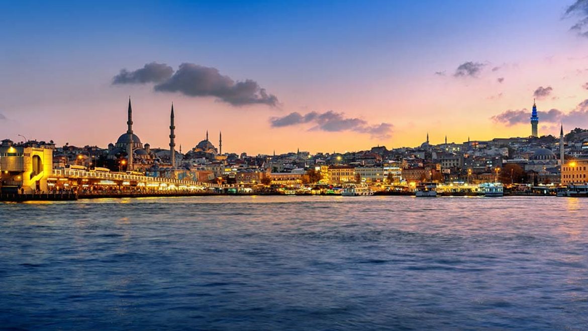 המתח הדיפלומטי גולש לים: אוניית קרוזים סורבה לעגון בנמל