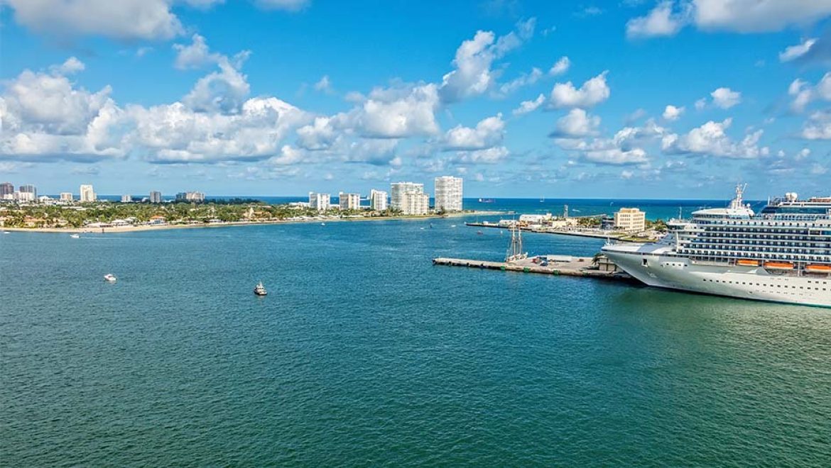 פורט אוורגליידס רושם שנת שיא בתנועת נוסעים ומטען